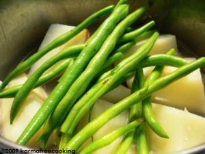 Steamed Green beans and Potatoes 1